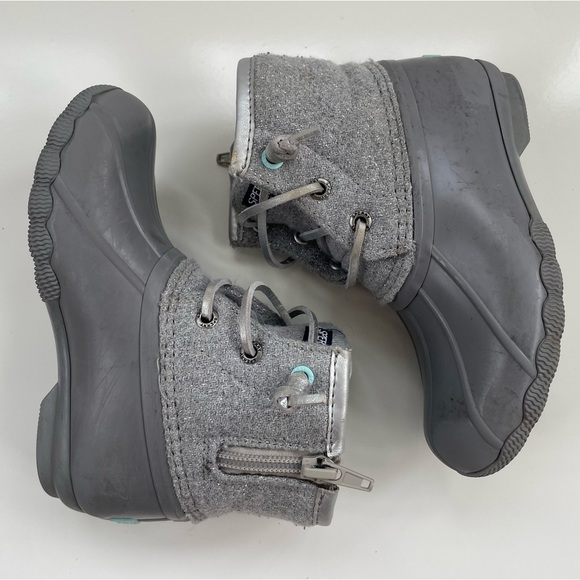 Sperry Top-Sider Kids Glitter Grey Gray Silver Saltwater Duck Boots Size 10 - Picture 3 of 8